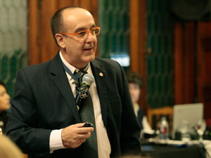 "�Qui�n va a usar esos datos?, �para qu�?, �con qu� fin?".