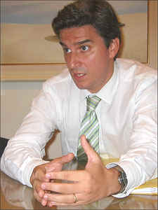 Dr. Mart�n Irigoyen: "Esta resoluci�n es de imposible cumplimiento y vulnera la privacidad de las personas..."